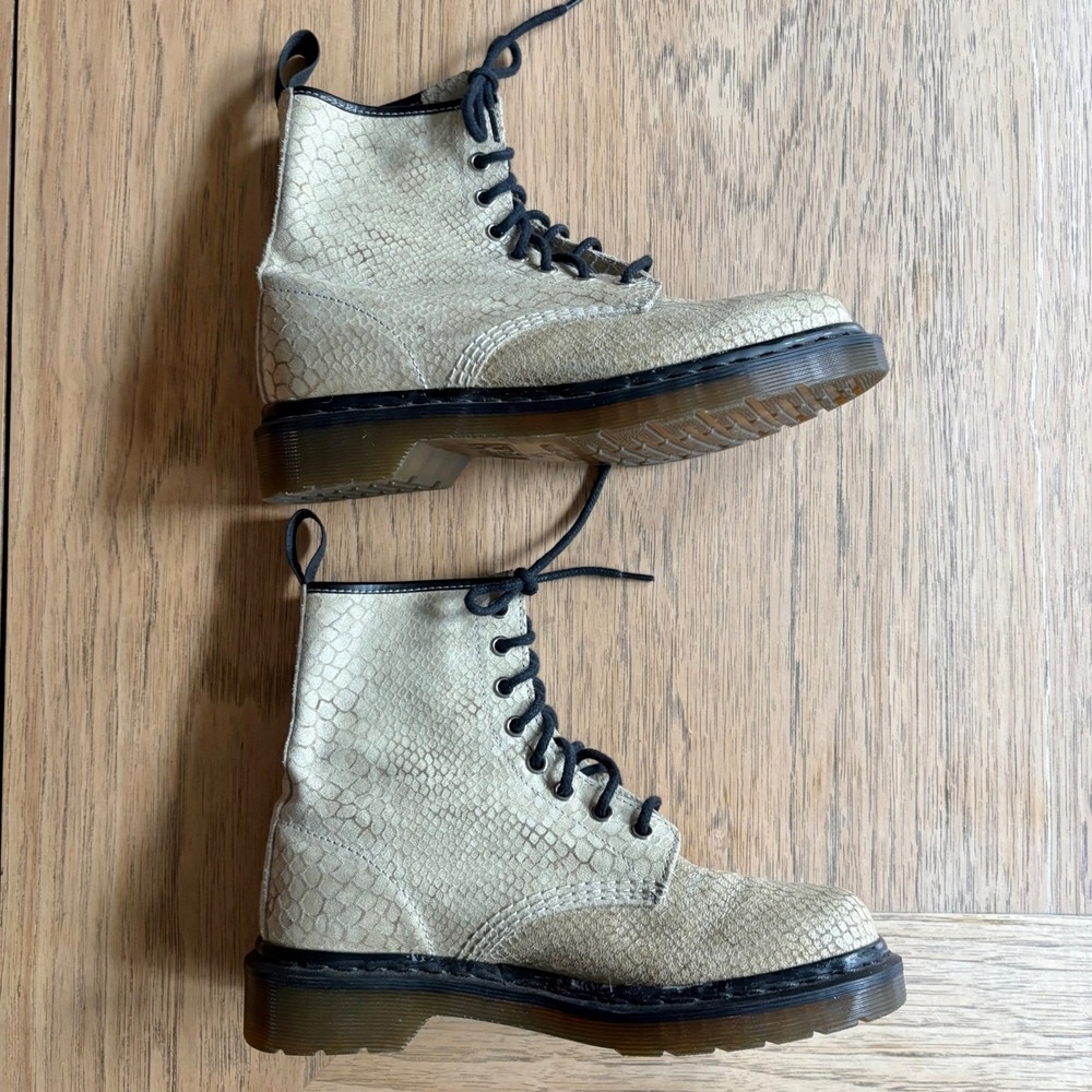 Dr. Martens 1460W Snake Effect Leather Combat Boots Womens Sz‎ EU 38/US 7 EUC